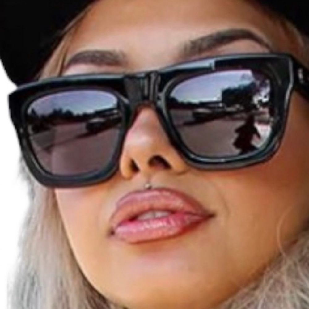“THE NOODLES FLY” OFFSPRING Limited addition collaboration sunglasses
